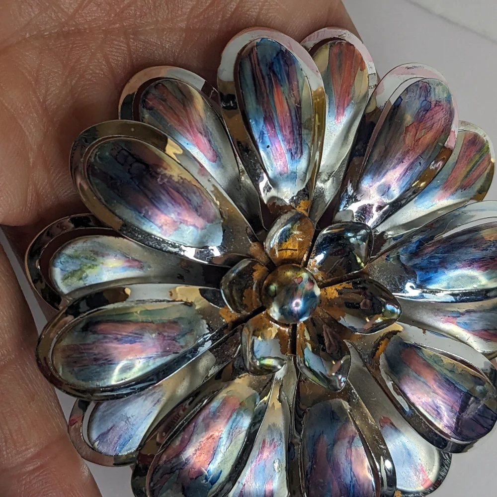 Vintage 1960s Mod Flower Brooch – Lightweight‎ 3
